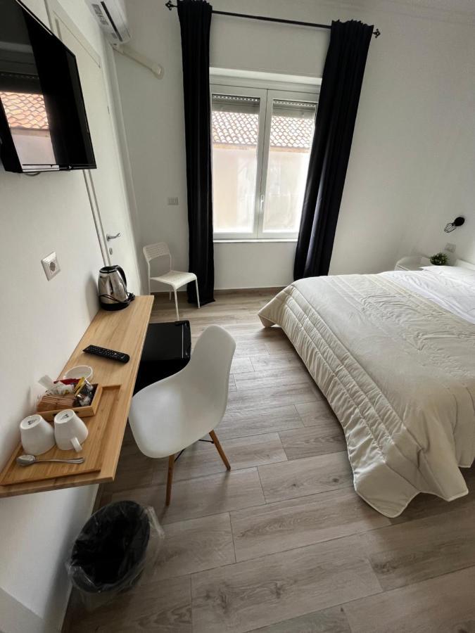 Dimora Sicula Guest House Catania Exterior photo